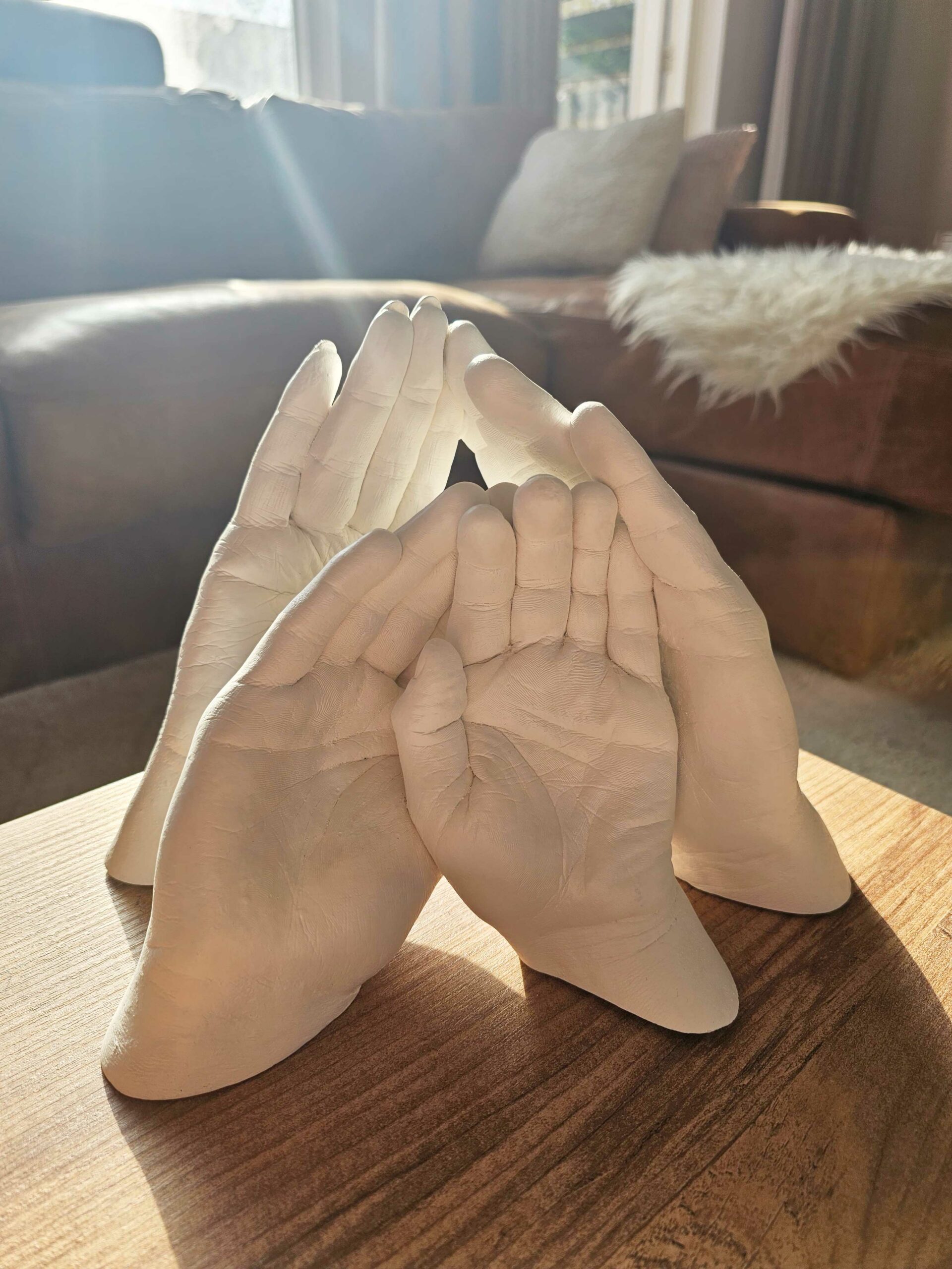 handbeeld-gezin-4-personen-wit handbeeld vier personen