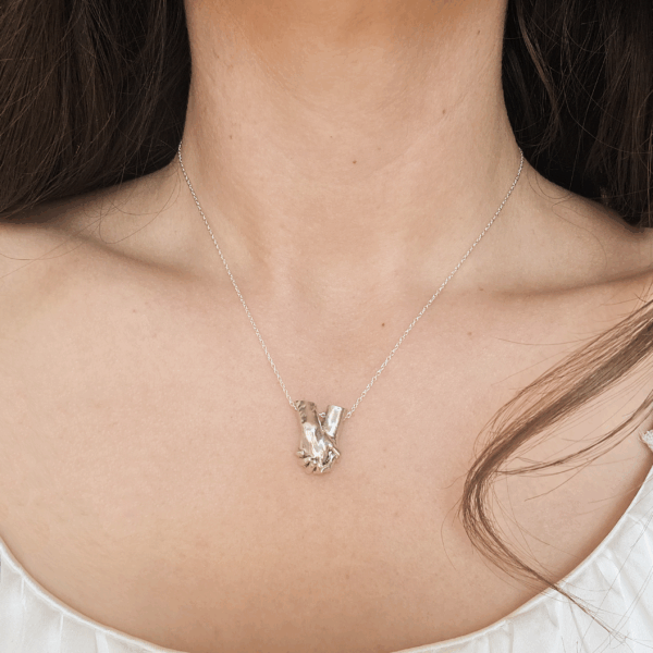 relatie hanger in het zilver