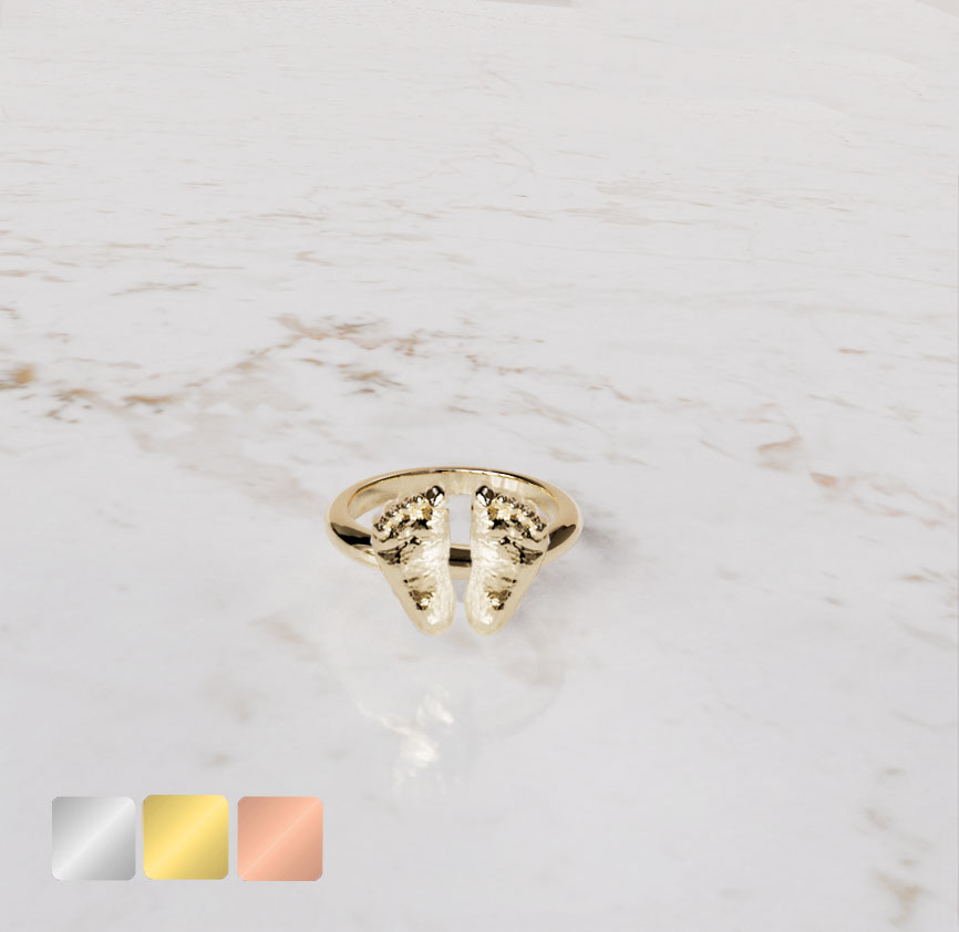 ring met babyvoetjes