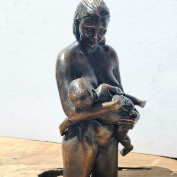 Brons Moeder en kind beeld zonder kleding | 14-110