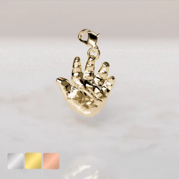 Bedel voor aan een armband van het het handafdrukje van je babytje in het goud