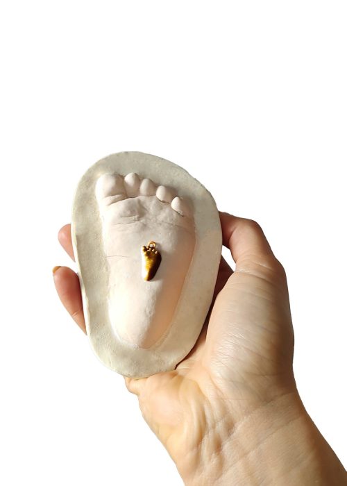 voetje-naar-3D-bedel Afgedrukt voetje naar 3D bedel in het goud